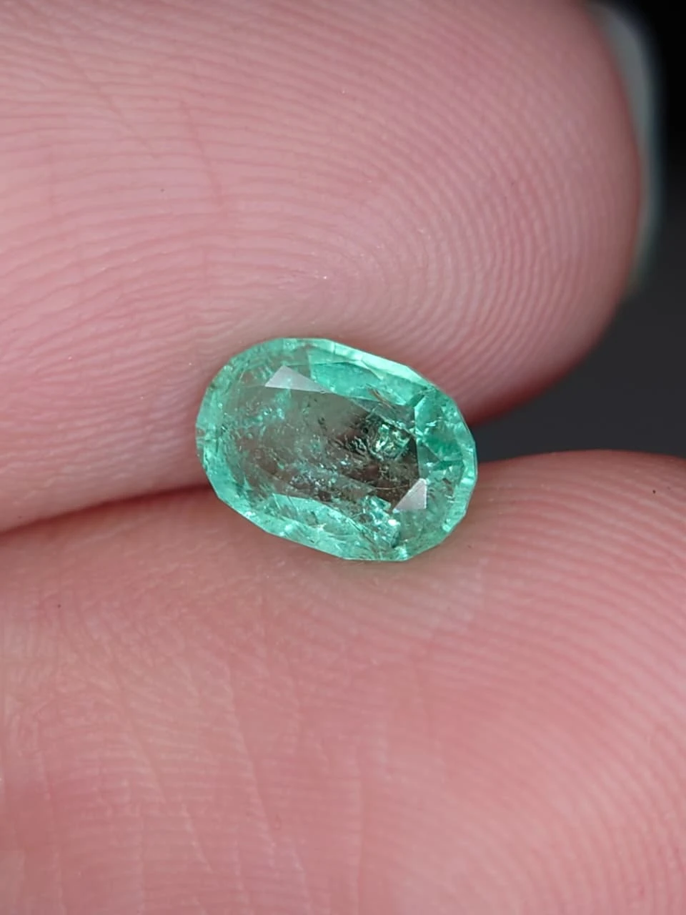 0.7ct Natural Oval Faceted Panjshir Emerald From Afghanistan — view 1